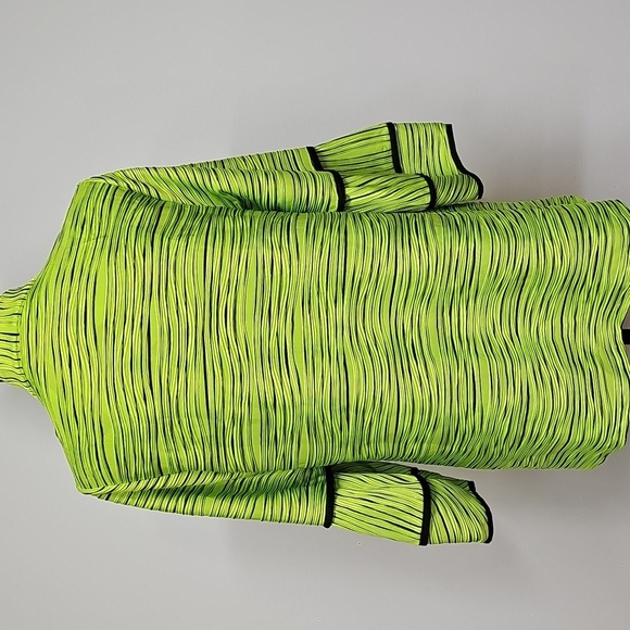 Multiples Neon Green and Black Striped - Picture 4 of 9